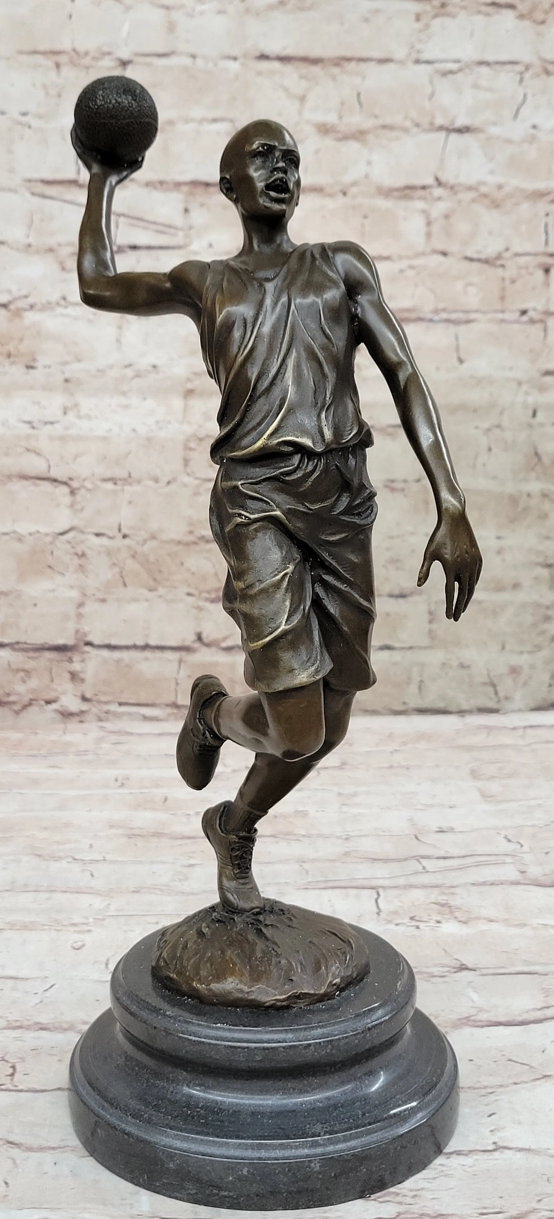 Signed Original Miguel Lopez (Milo) Michael Jordan Tribute Bronze Sculpture Gift